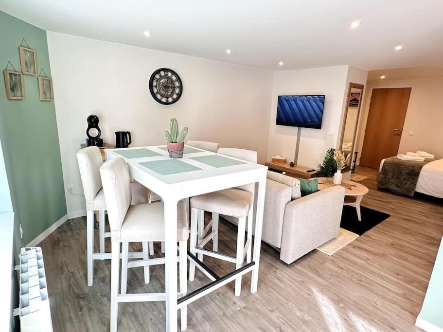 Apartament L'Escale Du Mont Saint Michel Avranches Zewnętrze zdjęcie